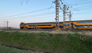Huda železniška nesreča na Nizozemskem #video