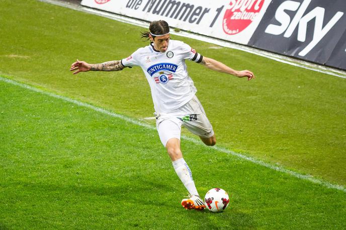 Nikola Vujadinović | Nikola Vujadinović je za Sturm nastopil na 78 tekmah in dosegel tudi deset zadetkov. | Foto Sportida