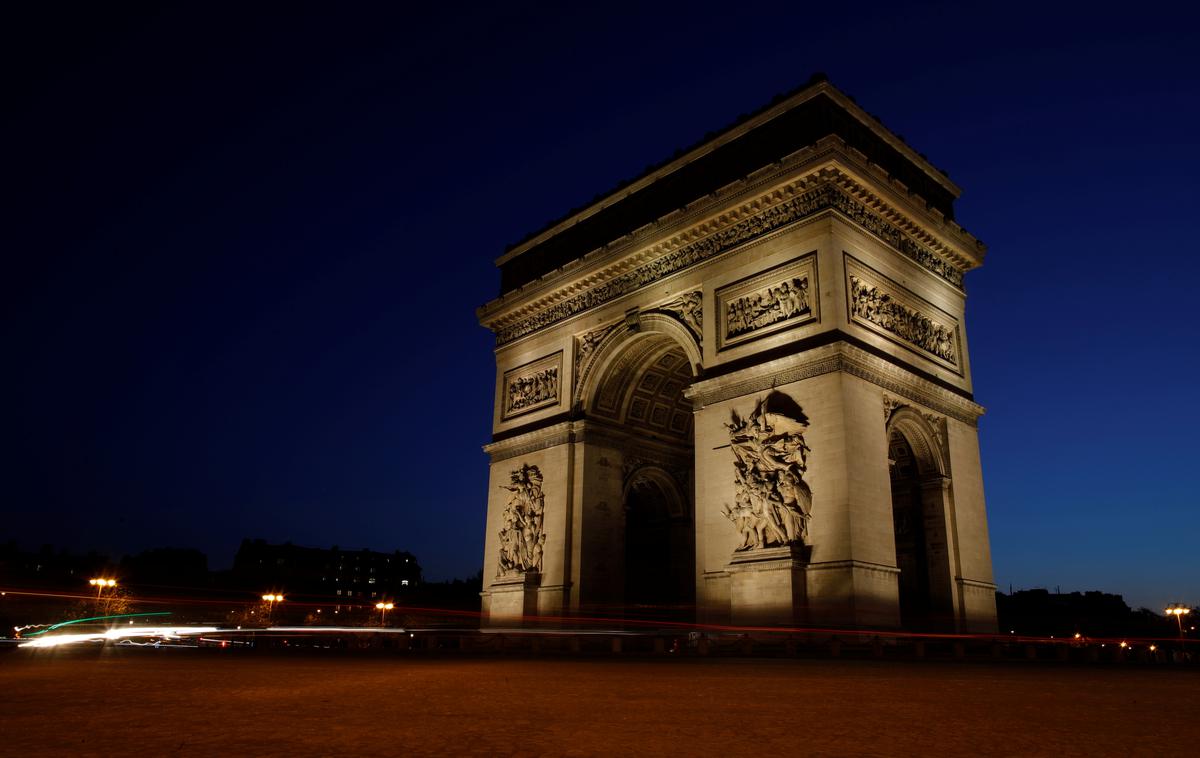 Slavolok zmage | Slavolok zmage je ena največjih turističnih znamenitosti francoske prestolnice. | Foto Reuters