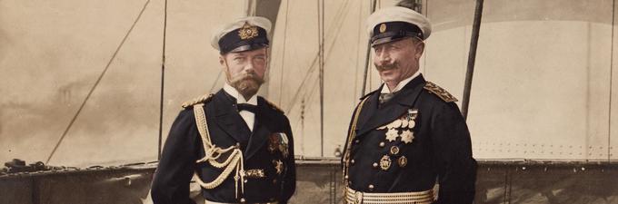 Ob 9.35. │ Ob izbruhu prve svetovne vojne so trem največjih evropskim silam vladali trije bratranci. To so bili ruski car Nikolaj II., nemški cesar Viljem II. in angleški kralj Jurij V.

 | Foto: 