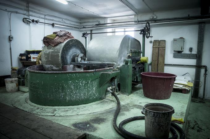V holandskem mlinu iz bombažnih vlaken in vode pripravijo paprino kašo. | Foto: 