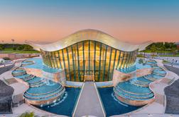 V Dubaju odprli najgloblji bazen na svetu #video