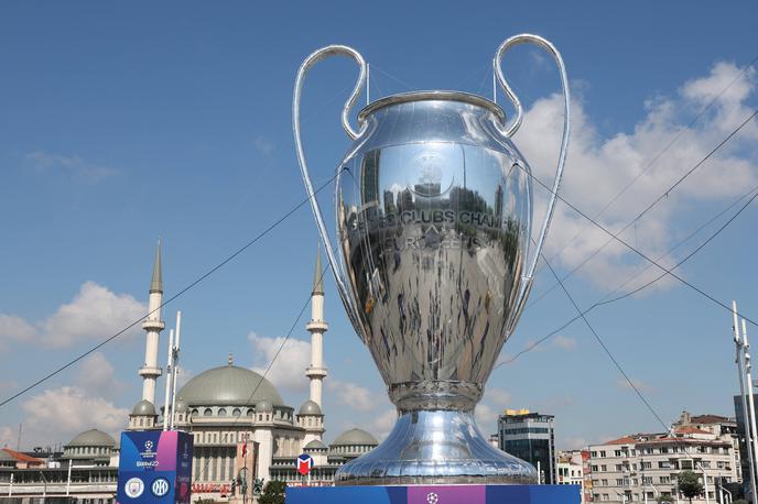 finale lige prvakov Istanbul | Finale lige prvakov je v Istanbul pritegnil kopico znanih osebnosti, tudi predsednika vlade Roberta Goloba in košarkarja Gorana Dragića. | Foto Guliverimage