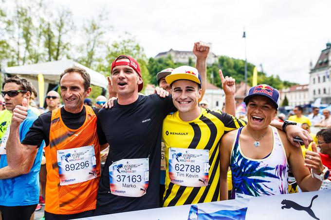 Wings For Life World Run podpirajo številni znani obrazi, med njimi tudi maratonski trener Roman Kejžar, deskarja prostega sloga Marko Grilc in Tim-Kevin Ravnjak ter suparka Manca Notar. | Foto: Grega Valančič/Sportida