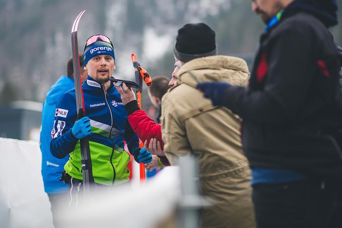 Miha Šimenc je imel na tekmi tako dobre smuči, da je bil z njimi celo hitrejši od norveških tekmovalcev, kar se zgodi zelo redko. | Foto: Grega Valančič/Sportida