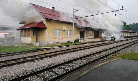Zagorela embalaža, požar povsem uničil objekt v Sevnici #foto