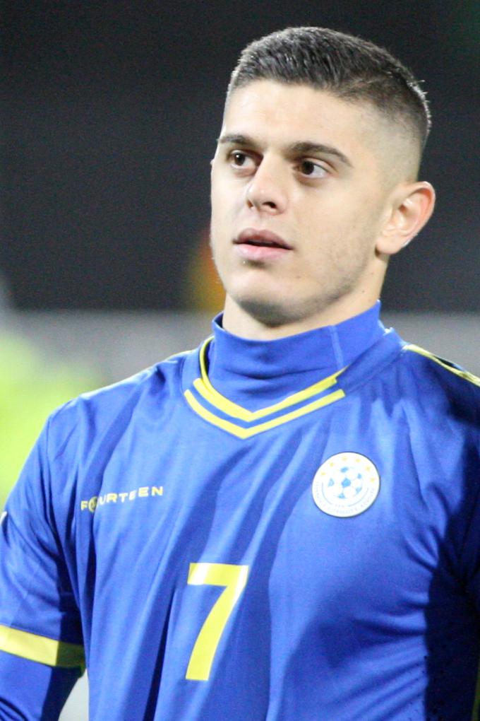Milot Rashica je po mnenju Šalje v zadnjem obdobju prvo ime reprezentance Kosova. | Foto: Reuters