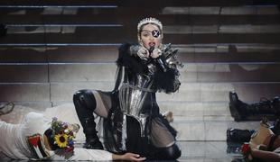 Madonna na odru Evrovizije s palestinsko zastavo