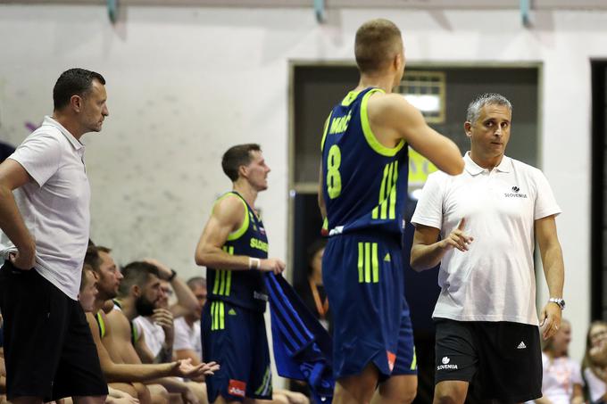 Igor Kokoškov bo moral odsloviti še tri košarkarje. | Foto: Sportida
