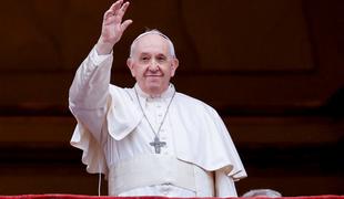 Papež Frančišek umestil 20 novih kardinalov