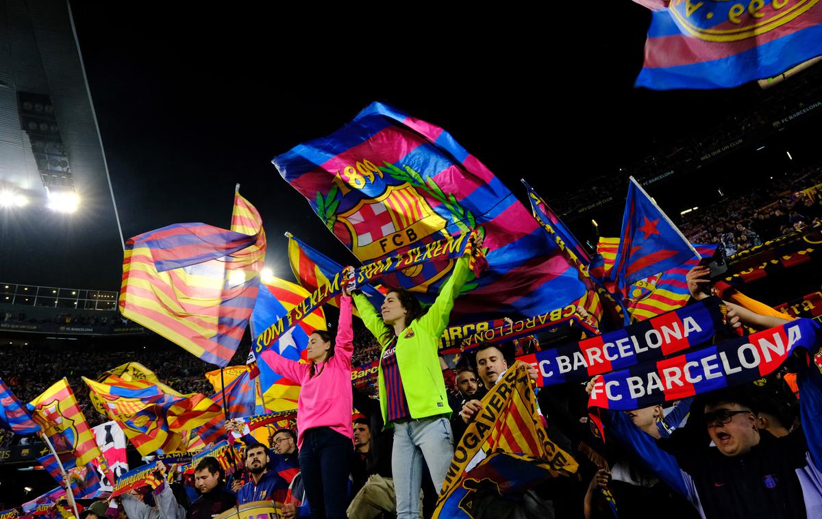 Barcelona navijači |  V odmeven škandal z imenom Negreira naj bi bil vpleten tudi španski prvak Barcelona. | Foto Reuters