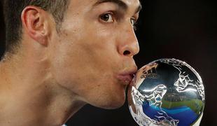 Cristiano Ronaldo zbodel Barcelono