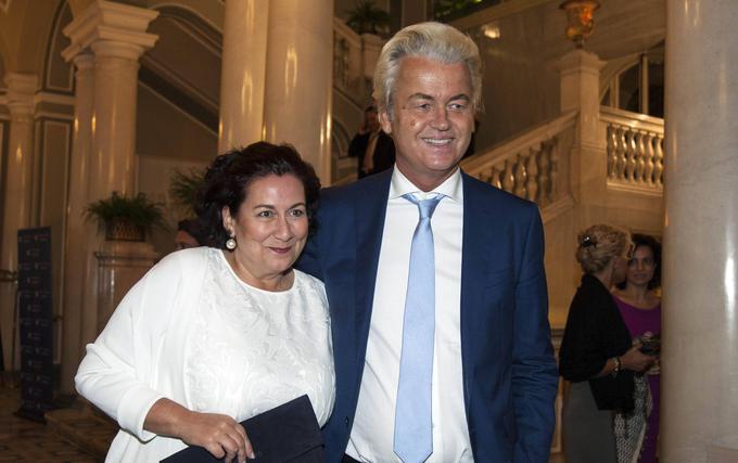 Wilders, ki se je rodil leta 1963 v mestu Venlo na jugozahodu Nizozemske, ima nizozemske in indonezijske korenine. Leta 1992 se je poročil s Krisztino Marfai, nekdanjo madžarsko diplomatko, ki je judovskega rodu. Na fotografiji iz leta 2017: Geert in Krisztina Wilders. | Foto: Guliverimage