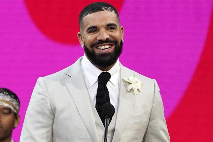 Drake | Drake je v preteklem obdobju pridobil sloves nesrečnega hazarderja. | Foto Guliverimage/AP