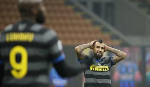 Udarec za Inter: Vidal že prestal operacijo