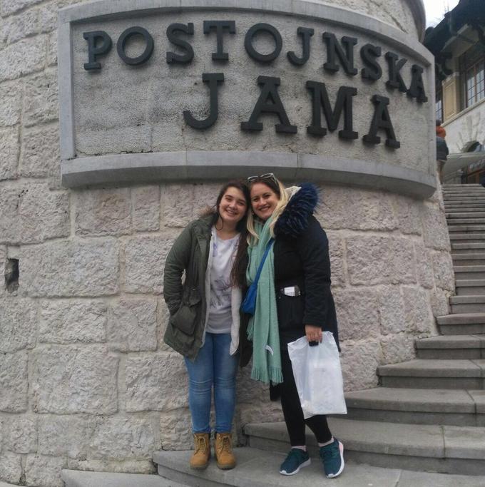 V času bivanja v Sloveniji je obiskala tudi Postojnsko jamo. | Foto: osebni arhiv/Lana Kokl