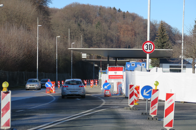 Avstrijska vlada je nedavno napovedala, da bo 11. novembra še za pol leta podaljšala nadzor na notranji schengenski meji s Slovenijo. | Foto: STA ,