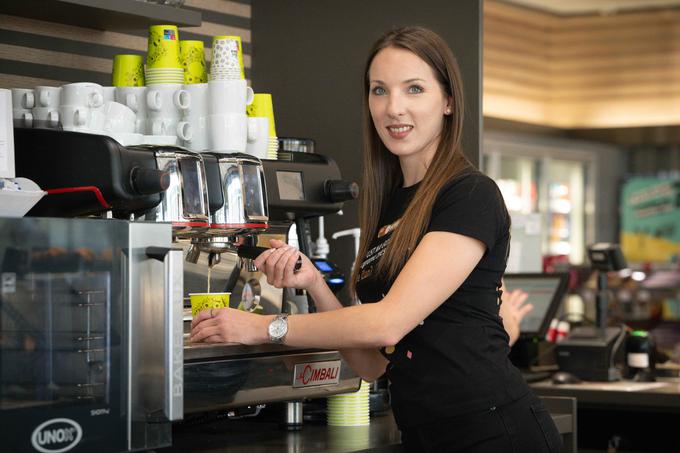 Nova kava Fresh Corner je na voljo na bencinskih servisih MOL in INA po vsej Sloveniji. | Foto: MOL Slovenija, MOL & INA
