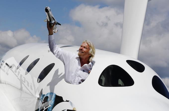 Od leta 2004 Richard Branson sanja o vesolju. Takrat je namreč ustanovil podjetje Virgin Galactic, ki želi biti prvi komercialni ponudnik vesoljskega turizma na svetu. Branson je ob zagonu novega projekta napovedal, da bo Virgin Galactic v nizko Zemljino orbito prvič letel v naslednjih petih letih, torej najpozneje leta 2009. | Foto: 