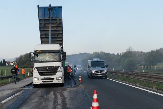 Dars bo v obnovo avtocest in hitrih cest vložil slabih 40 milijonov evrov. | Foto: Klemen Korenjak