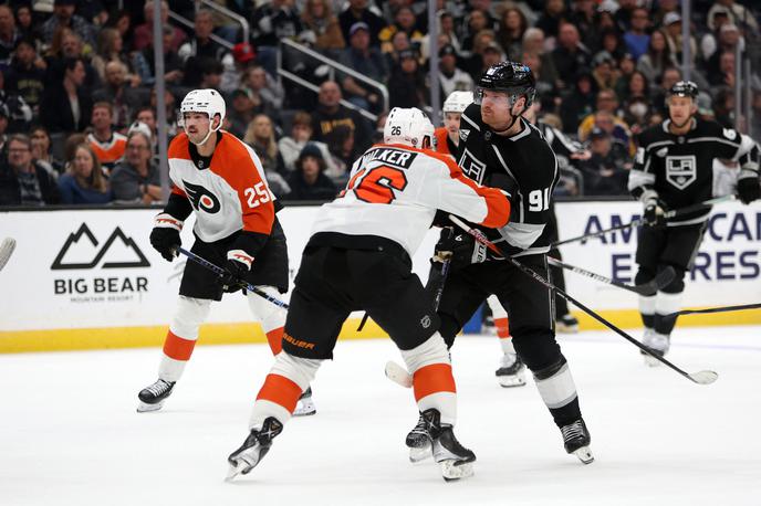 LA Kings Philadelphia Flyers | Hokejisti Philadelphia Flyers so Los Angeles Kings s 4:2 premagali na njihovem ledu. | Foto Reuters