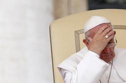 Vatikan zanikal, da ima papež tumor