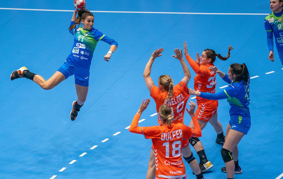Rokomet: Nizozemska - Slovenija (pripravljalna tekma) | Slovenke so na drugi pripravljalni tekmi proti Nizozemski pokazale zobe. | Foto Sportida