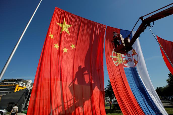 Zastava Srbija Kitajska | Foto Reuters
