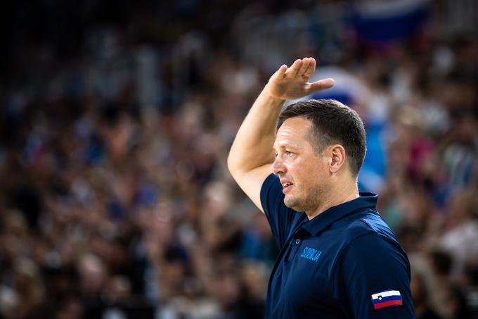 "Držati moramo skupaj in igrati košarko na način, ki smo si ga zamislili in nam lahko prinese dober rezultat," je dejal Sekulić. | Foto: Matic Klanšek Velej/Sportida