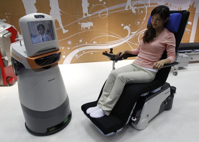 Avtomatizacija naj bi v bližnji prihodnosti zelo vplivala na obliko delovnega mesta zdravnika. Diagnoze bodo večinoma postavljali avtomati, zdravnik pa bo predvsem nekdo, ki pacientom rezultate interpretira. | Foto: Reuters
