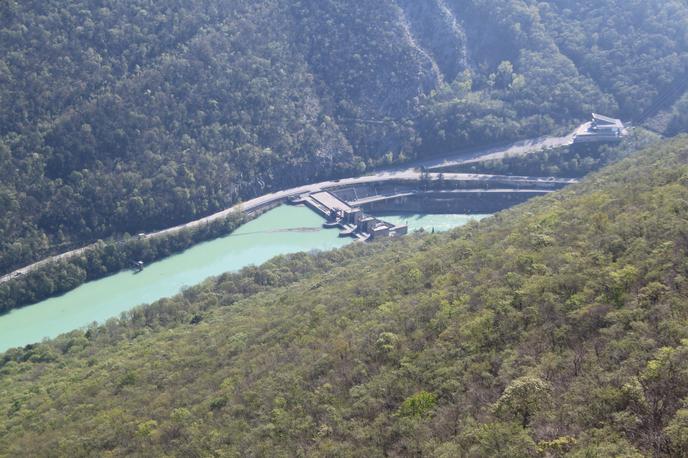 HE hidroelektrarna Solkan | Obratovanje Hidroelektrarne Solkan so prejšnji teden ustavili prvič po letu 2003. | Foto JakobZ, CC BY-SA 3.0