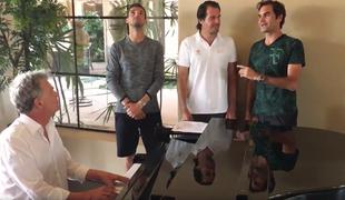 Presenečeni boste nad tem, kako so zapeli Federer, Đoković ... #video