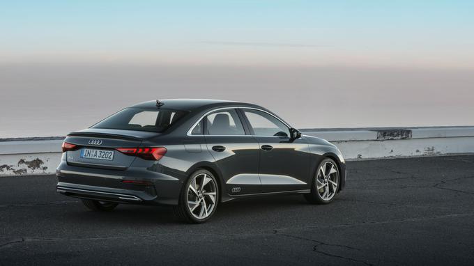 Vizualno je, razen podaljšanega zadka, enak različici A3 sportback. | Foto: Audi