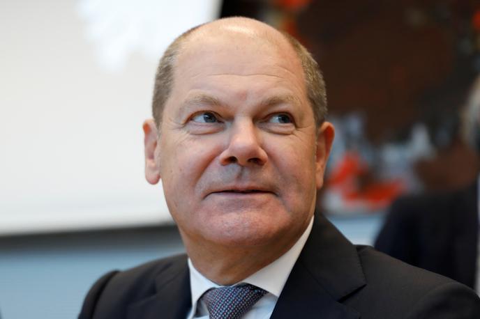 Olaf Scholz | Nemški finančni minister Olaf Scholz, njegovo mnenje podpirajo tudi v Franciji, predlaga, da se povsod po svetu vpelje najmanjša stopnja davka na dobiček, ki je ne bi smela nižati nobena druga država. | Foto Reuters