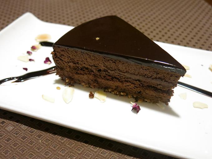 Čokoladna torta ... | Foto: Miha First