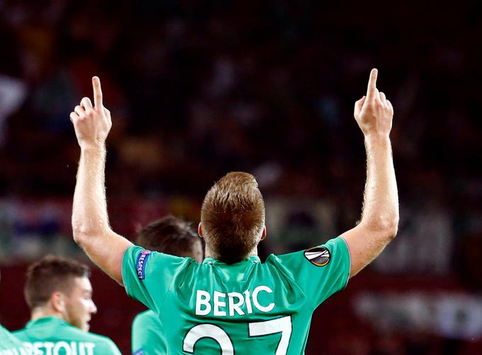 Robert Berić se očitno ne bo selil iz Saint Etienna, za katerega je do zdaj v 62 nastopih zabil 22 golov. | Foto: Reuters