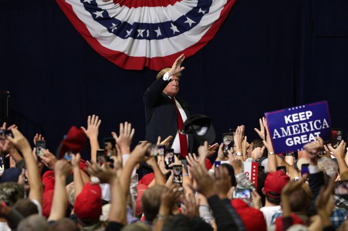 Trumpovo nedeljsko zborovanje v Chattanoogi | Foto: Getty Images