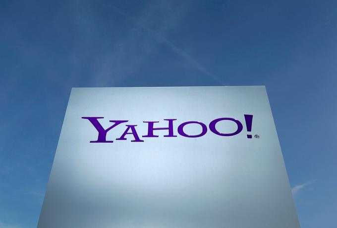 Podjetje Yahoo je letos kupil ameriški telekomunikacijski velikan Verizon. Ob nakupu podjetja je Verizon sicer ravno zaradi lanskega razkritja informacij o hekerskih napadih dobil precejšen popust.  | Foto: Reuters