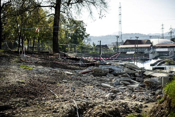 Zadnje velike poplave so tacensko progo precej uničile. | Foto: Ana Kovač