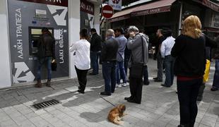 Ciper odpravil omejitve dvigov gotovine