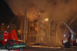 Evakuacije zaradi požara v skladišču streliva v Rusiji