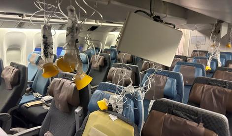 Srhljiva pričevanja potnikov: Vse, ki niso bili pripeti, je vrglo v strop #video #foto