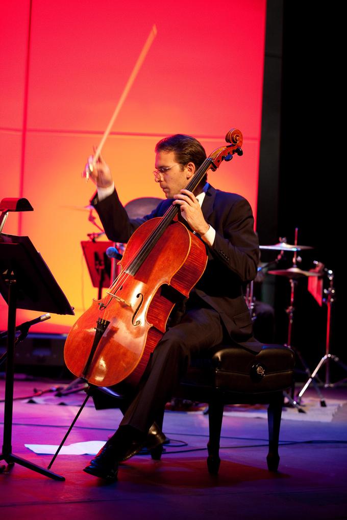 Gal Faganel je po študiju deloval kot orkestrski glasbenik, zdaj pa večinoma nastopa kot komorni glasbenik in solist. | Foto: Cindy Carter