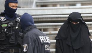 Spiegel: Slaba četrtina sumljivih oseb je prosilcev za azil