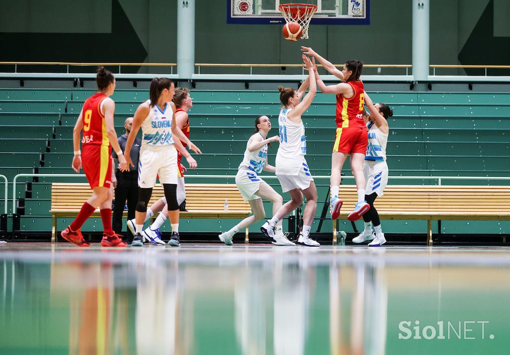 Slovenija : Črna Gora (ženska košarka, priprave na EuroBasket)