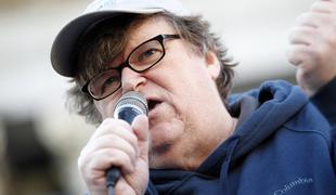 Sloviti režiser Michael Moore v Sloveniji snema film