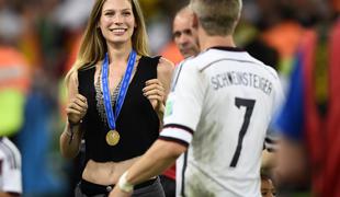 Kratka avantura z Ano Ivanović: Schweinsteiger se je vrnil k bivši