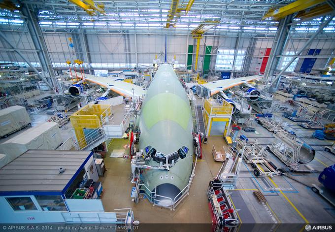 Celotno letalo sestavijo skupaj v obratu v Toulousu v Franciji. | Foto: Airbus