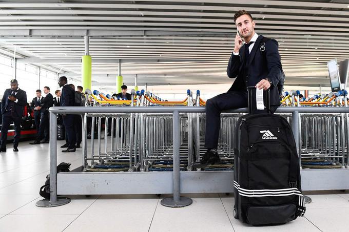Mladi napadalec je bil na letališču na poti v Pariz dobre volje. | Foto: FC Basel