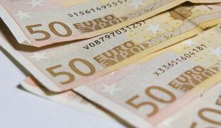 Povprečni hrvaški državljan dolguje 2305 evrov